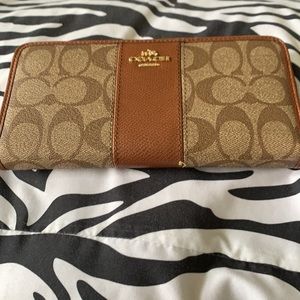Coach wallet